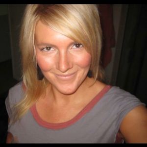 Meet your Posher, Jonelle